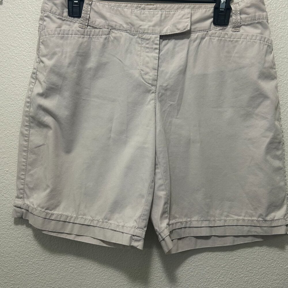 Loft beige chino flat front shorts, woman's size 4